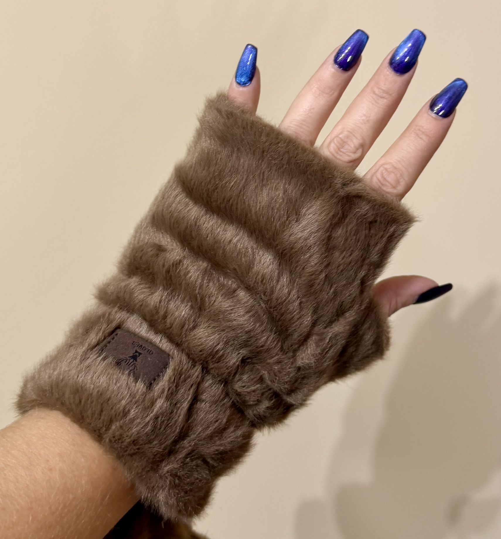 Mitaines fausse fourrure – Image 3